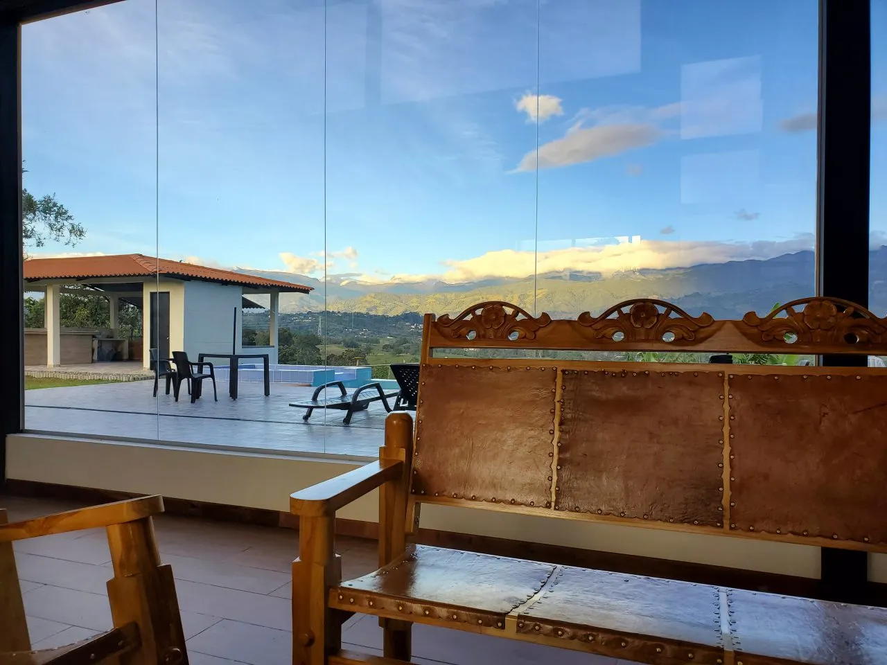 Panoramic Living Room